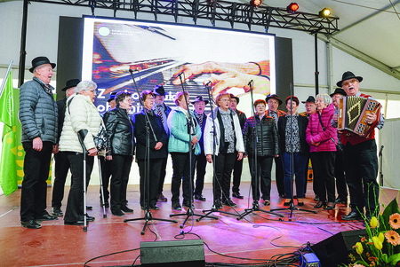 Ljudski pevci Vrhpolje